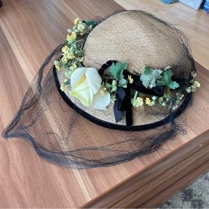 vintage 50s/60s Marshall Field and Company Debutante Room Straw bonnet hat